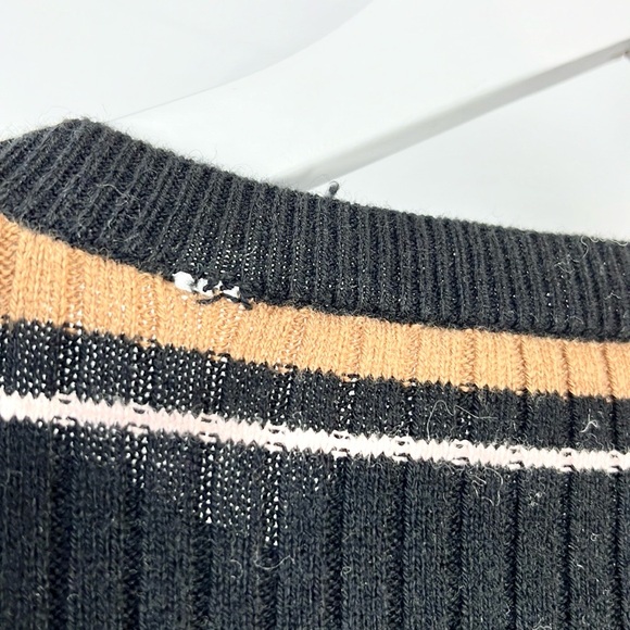 Frame Black Striped Ribbed Black Sweater - Picture 6 of 10